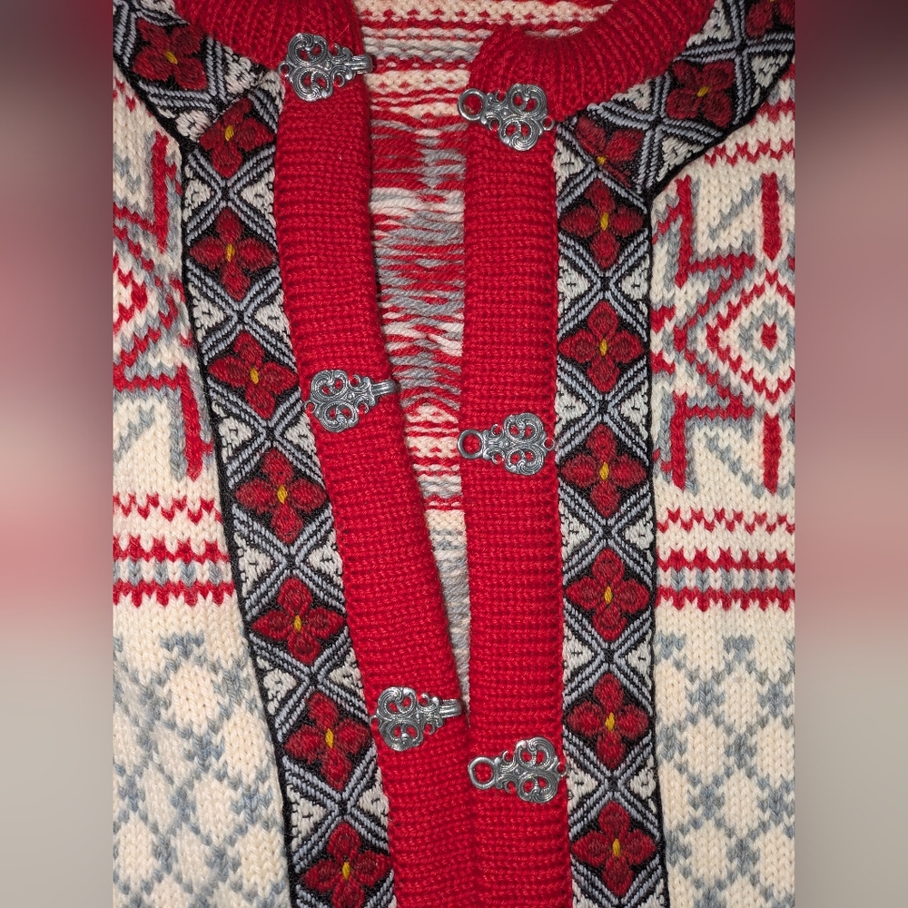Dale of Norway Pure Wool Metal Clasp Vintage Sweater Cardigan Size Large - Picture 5 of 7
